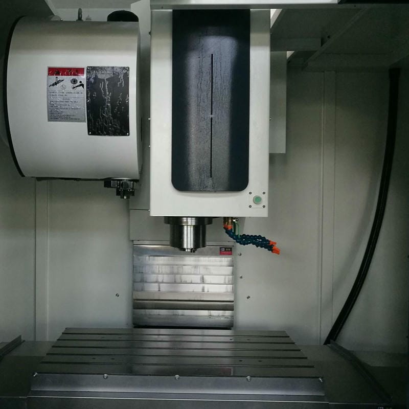 Buồng Máy Phay Đứng CNC DY-855SL