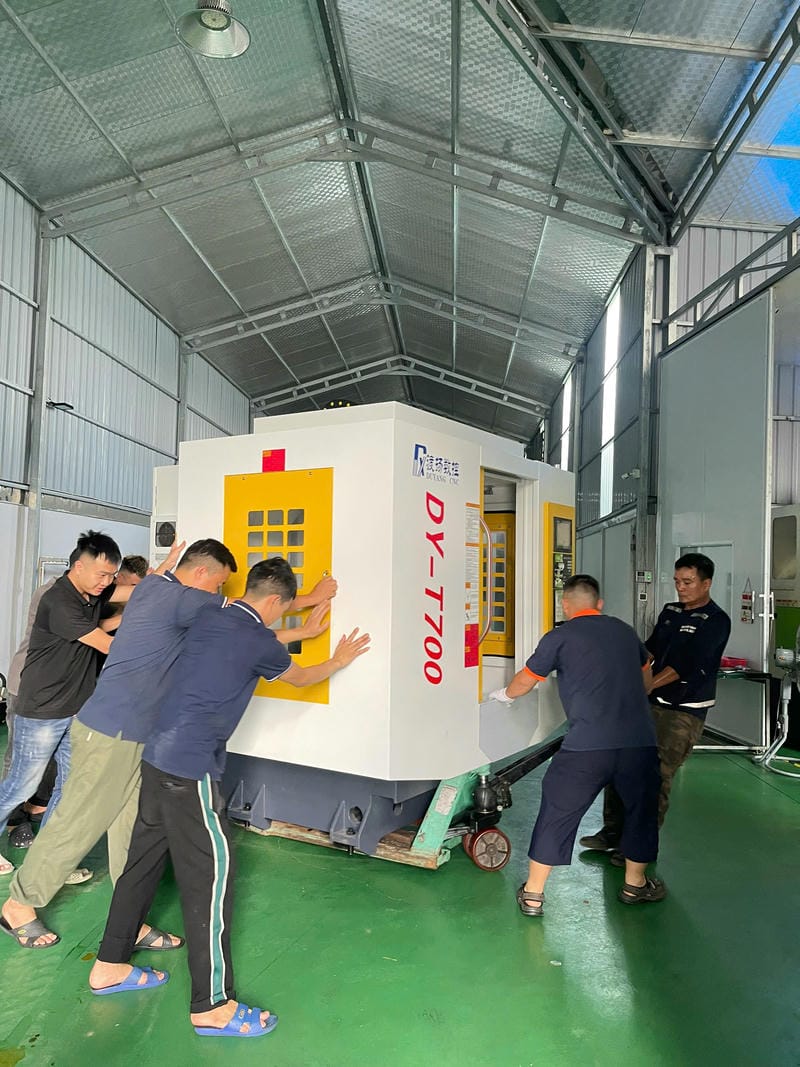 Bàn Giao Máy phay CNC