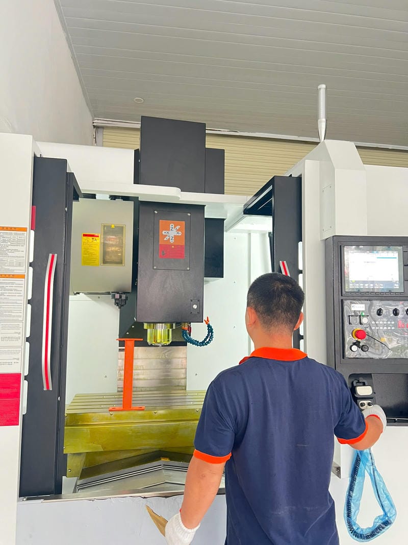 Vận Hành Máy Cnc